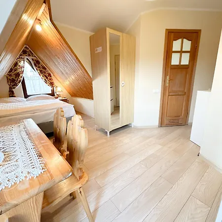 Michalowka Attic Rum i privatbostad *